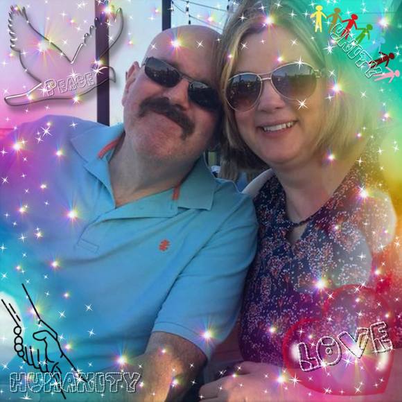Poshmark profile picture for @happiness
